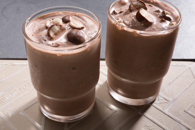 26148_chocolate-malted-milkshake